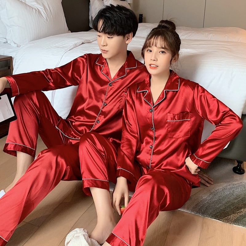 Pyjama pour couples en Satin et Soie_1