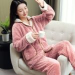 Pyjama d'hiver polaire à col rabattu en coton doux pour femme_10