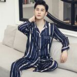 Pyjama de style moderne en soie pour homme_10