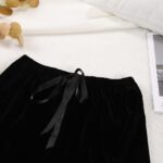 Pyjama en velours de couleur noir pour femmes_8