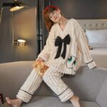 Pyjama en velours design charmant pour femmes_9
