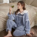 Pyjama pilou pour femmes design simple à boutonnage_14