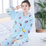 Pyjama pour adolescente avec poche en velours de corail_19